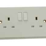Double Switched Socket 13A